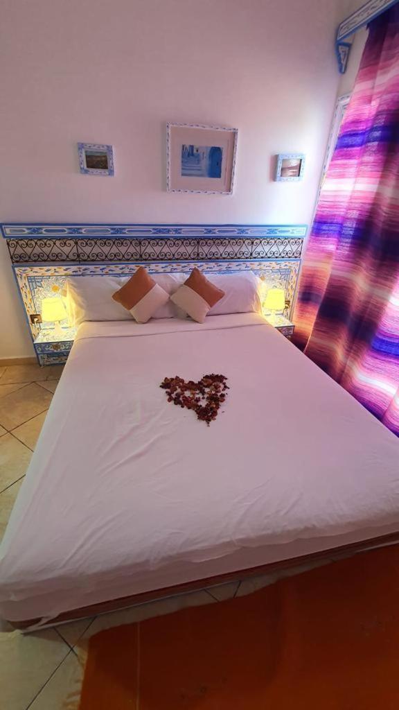 Hotel Casa Familia Chefchaouen Esterno foto